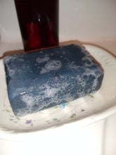 Load image into Gallery viewer, Lavender &amp; Charcoal Face Soap